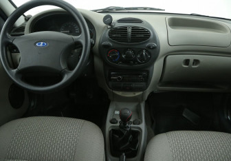 Подержанный автомобиль LADA (ВАЗ) Kalina Hatchback 2010 года (12 фото)