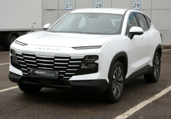 Подержанный автомобиль Jetour Dashing 2023 года (3 фото)