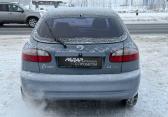 Подержанный автомобиль ЗАЗ Chance Hatchback 2010 года (5 фото)