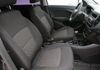 Подержанный автомобиль LADA (ВАЗ) Vesta Sedan 2016 года (10 фото)