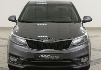 Подержанный автомобиль Kia Rio Sedan 2015 года (6 фото)