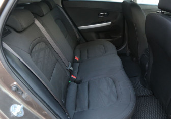 Подержанный автомобиль Kia Ceed Wagon 2018 года (11 фото)