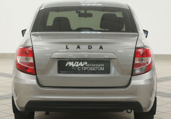 Подержанный автомобиль LADA (ВАЗ) Granta Sedan 2022 года (3 фото)