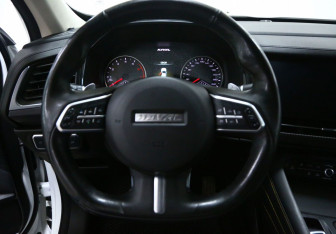 Подержанный автомобиль Haval F7x 2021 года (9 фото)