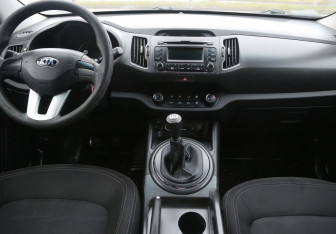 Подержанный автомобиль Kia Sportage 2012 года (12 фото)