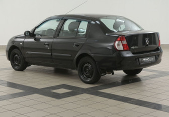 Подержанный автомобиль Renault Symbol 2007 года (2 фото)