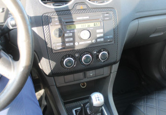 Подержанный автомобиль Ford Focus Wagon 2006 года (16 фото)