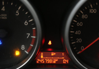 Подержанный автомобиль Mazda 3 Hatchback 2009 года (18 фото)