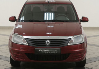 Подержанный автомобиль Renault Logan Sedan 2013 года (6 фото)