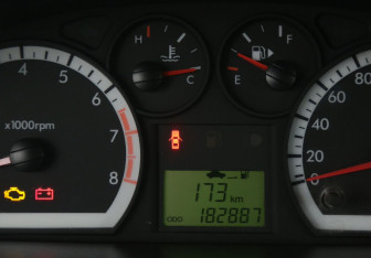 Подержанный автомобиль Chevrolet Aveo Sedan 2007 года (17 фото)