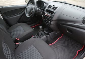 Подержанный автомобиль LADA (ВАЗ) Granta Hatchback 2019 года (9 фото)