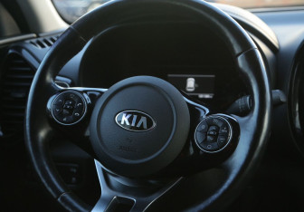 Подержанный автомобиль Kia Soul 2019 года (23 фото)