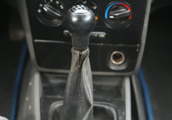 Подержанный автомобиль Kia Spectra Sedan 2007 года (13 фото)