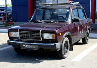 Подержанный автомобиль LADA (ВАЗ) 2107 2010 года (3 фото)