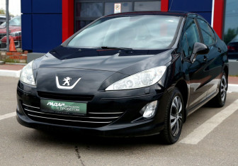 Подержанный автомобиль Peugeot 408 2012 года (3 фото)