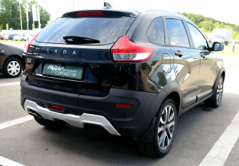 Подержанный автомобиль LADA (ВАЗ) XRAY 2019 года (6 фото)