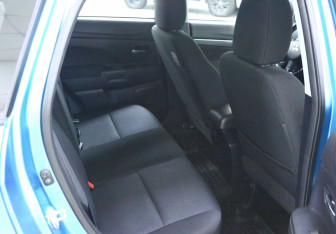 Подержанный автомобиль Mitsubishi ASX 2010 года (7 фото)