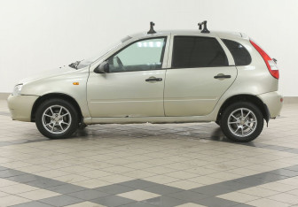 Подержанный автомобиль LADA (ВАЗ) Kalina Hatchback 2007 года (7 фото)