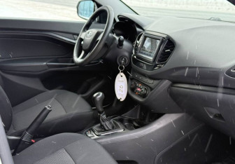 Подержанный автомобиль LADA (ВАЗ) Vesta Sedan 2017 года (9 фото)