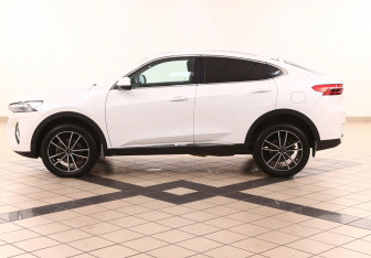 Подержанный автомобиль Haval F7x 2021 года (5 фото)