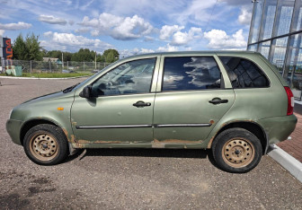 Подержанный автомобиль LADA (ВАЗ) Kalina Wagon 2011 года (4 фото)