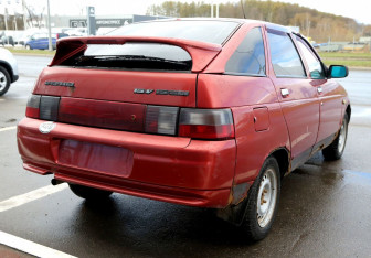 Подержанный автомобиль LADA (ВАЗ) 2112 2004 года (6 фото)