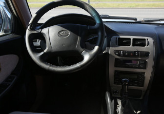 Подержанный автомобиль Great Wall Safe 2008 года (14 фото)