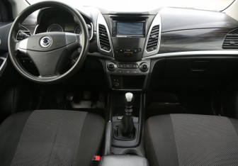 Подержанный автомобиль SsangYong Actyon 2013 года (12 фото)