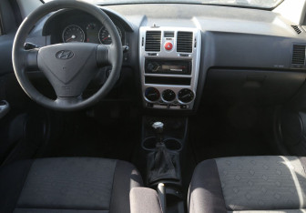 Подержанный автомобиль Hyundai Getz 2010 года (12 фото)