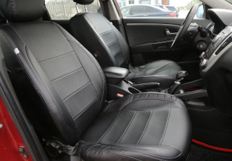 Подержанный автомобиль Kia Ceed Hatchback 2010 года (10 фото)