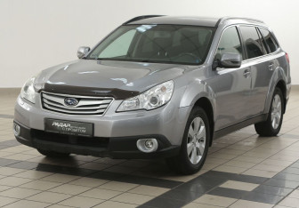 Подержанный автомобиль Subaru Outback Wagon 2010 года (8 фото)