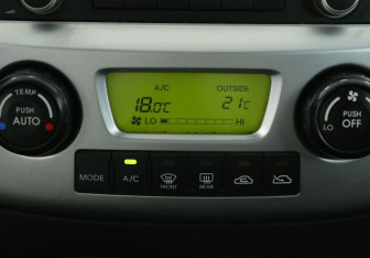 Подержанный автомобиль Kia Sportage 2010 года (18 фото)