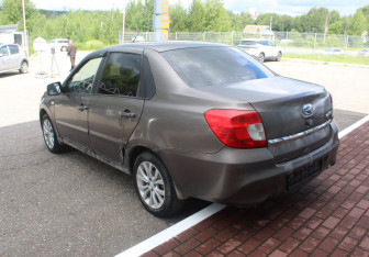 Подержанный автомобиль Datsun on-DO 2015 года (5 фото)
