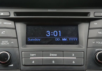 Подержанный автомобиль Hyundai i40 Sedan 2016 года (13 фото)