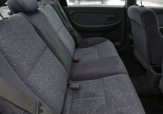 Подержанный автомобиль Kia Spectra Sedan 2006 года (11 фото)