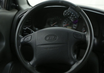 Подержанный автомобиль Kia Spectra Sedan 2007 года (15 фото)