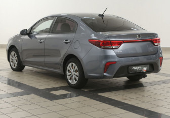 Подержанный автомобиль Kia Rio Sedan 2019 года (2 фото)