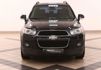 Подержанный автомобиль Chevrolet Captiva 2014 года (2 фото)