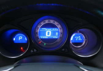 Подержанный автомобиль Citroen C4 Hatchback 2011 года (10 фото)