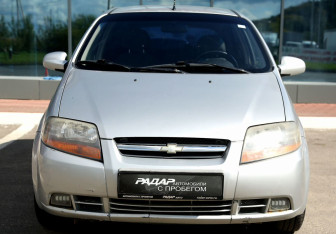 Подержанный автомобиль Chevrolet Aveo Hatchback 2006 года (2 фото)