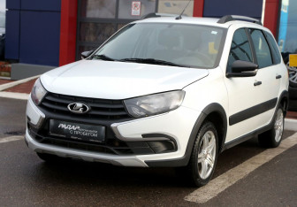 Подержанный автомобиль LADA (ВАЗ) Granta Wagon 2019 года (3 фото)