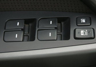 Подержанный автомобиль Kia Cerato Sedan 2011 года (17 фото)
