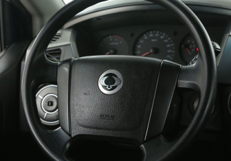 Подержанный автомобиль SsangYong Kyron 2011 года (16 фото)