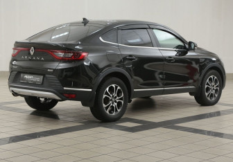 Подержанный автомобиль Renault Arkana 2020 года (4 фото)