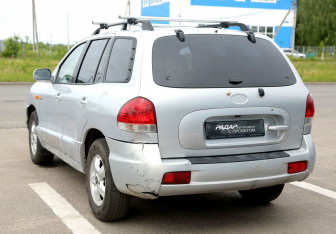 Подержанный автомобиль Hyundai Santa Fe 2008 года (4 фото)