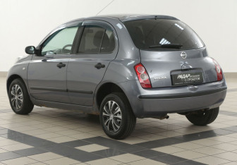 Подержанный автомобиль Nissan Micra Hatchback 2008 года (2 фото)