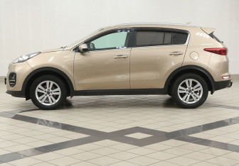 Подержанный автомобиль Kia Sportage 2017 года (7 фото)