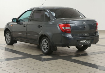 Подержанный автомобиль LADA (ВАЗ) Granta Sedan 2016 года (2 фото)