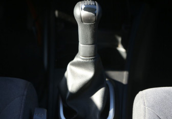 Подержанный автомобиль Nissan Tiida Hatchback 2007 года (13 фото)