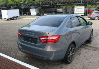 Подержанный автомобиль LADA (ВАЗ) Vesta Sedan 2016 года (7 фото)